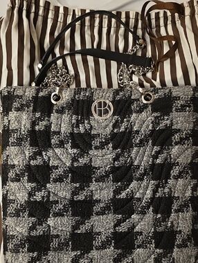 HENRI BENDEL *RARE* Chic Black & Gray Tweed Tote Bag with Chain Straps